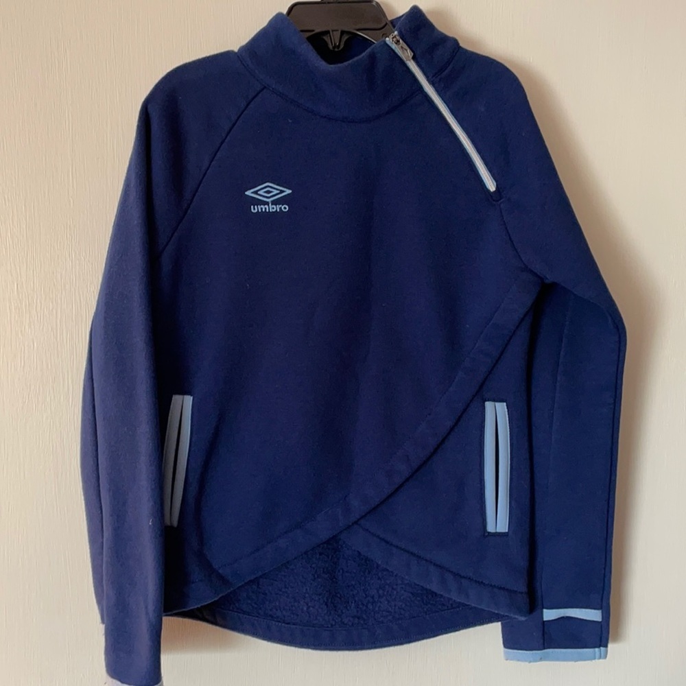 Girls Umbro sweatshirt size 6/6x